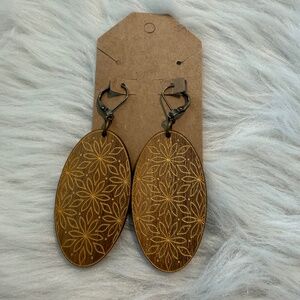 Daisy Print Wooden Pierced Earrings